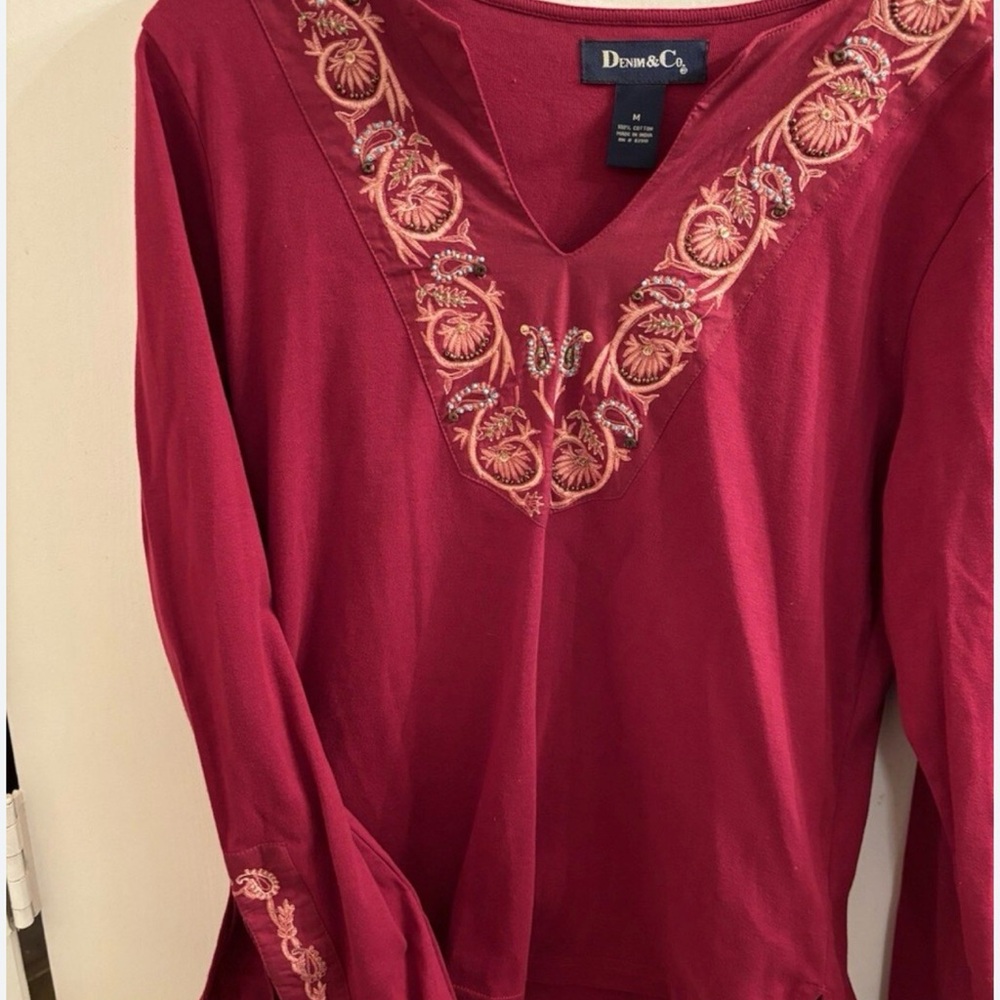 Denim&Co Women's Embroidered V-Neck Long Sleeve Top - Deep Red